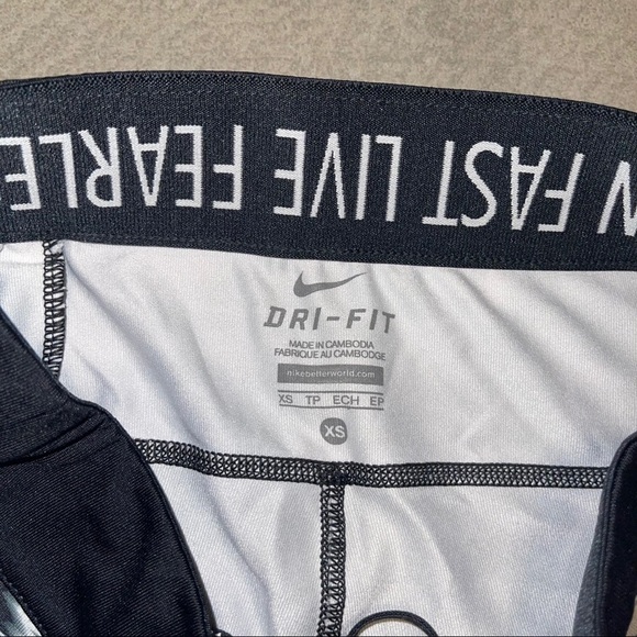 NIKE Run Fast Live Fearless Dri-Fit Leggings XS - Picture 5 of 8